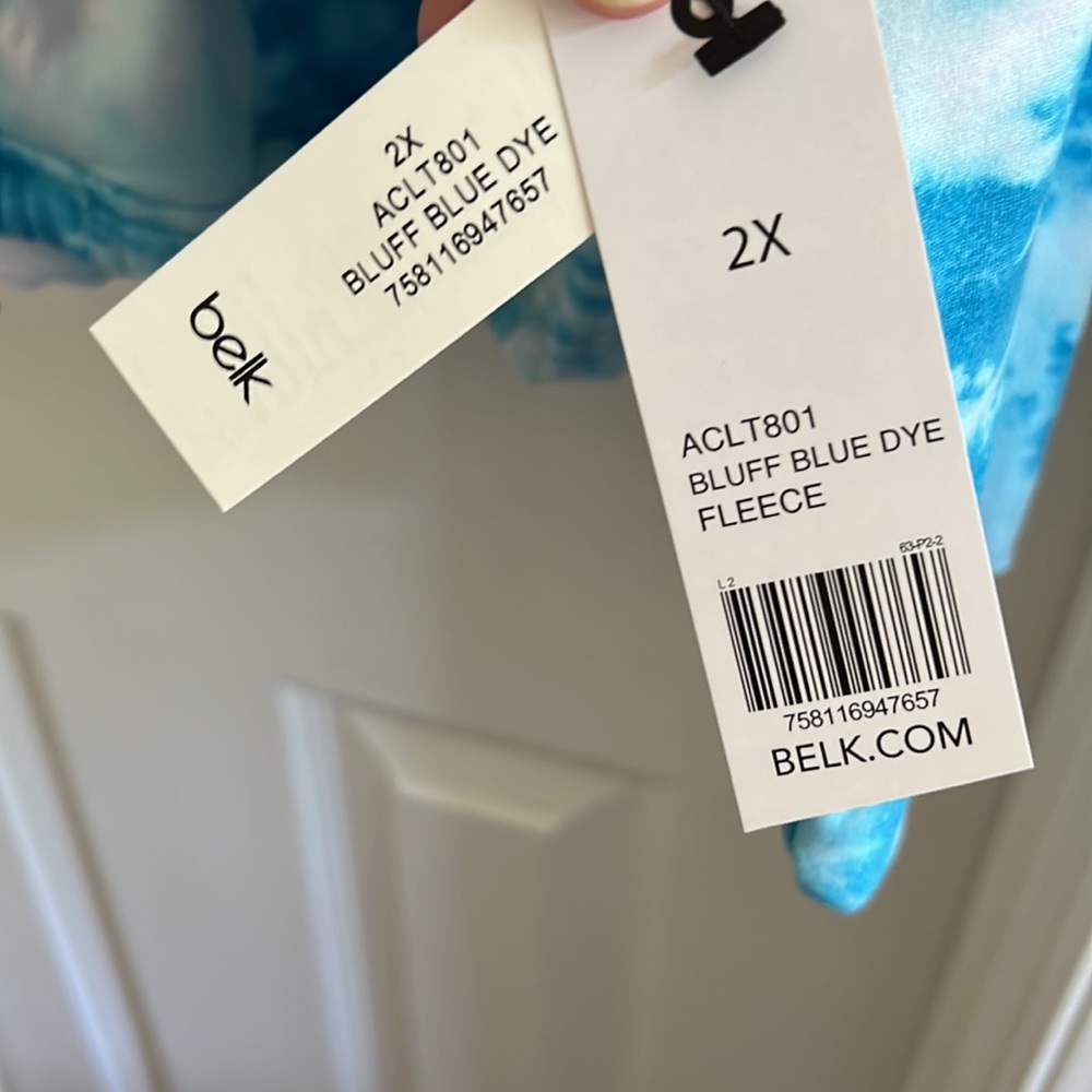 Zelos plus size fleece hoodie - Picture 2 of 4